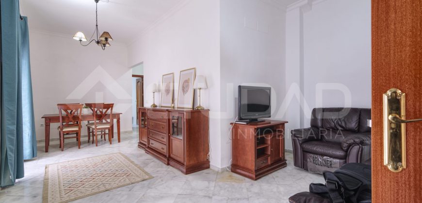 ESTUPENDO PISO BAJO EN EL CENTRO