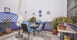 GRAN VIVIENDA CÉNTRICA DE DOS PLANTAS