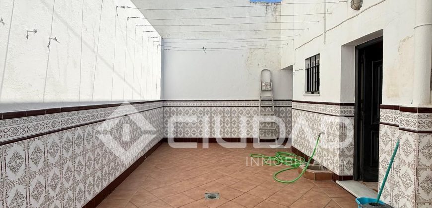 VIVIENDA INDEPENDIENTE ZONA AVENIDA DE ROTA- CHIPIONA