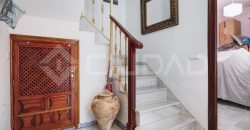 GRAN VIVIENDA CÉNTRICA DE DOS PLANTAS