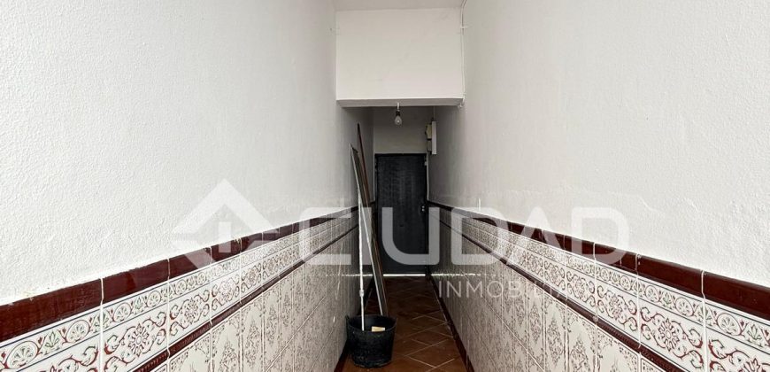 VIVIENDA INDEPENDIENTE ZONA AVENIDA DE ROTA- CHIPIONA