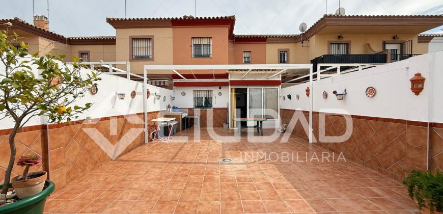 CHALET ZONA LA LAGUNA- CHIPIONA