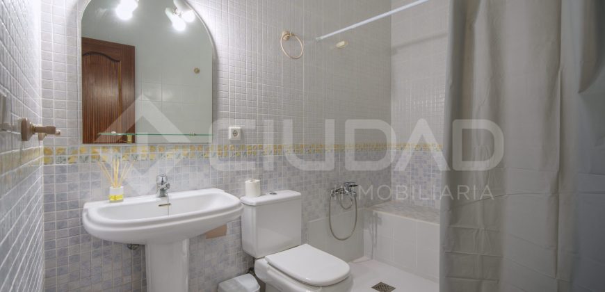 ESTUPENDO PISO BAJO EN EL CENTRO