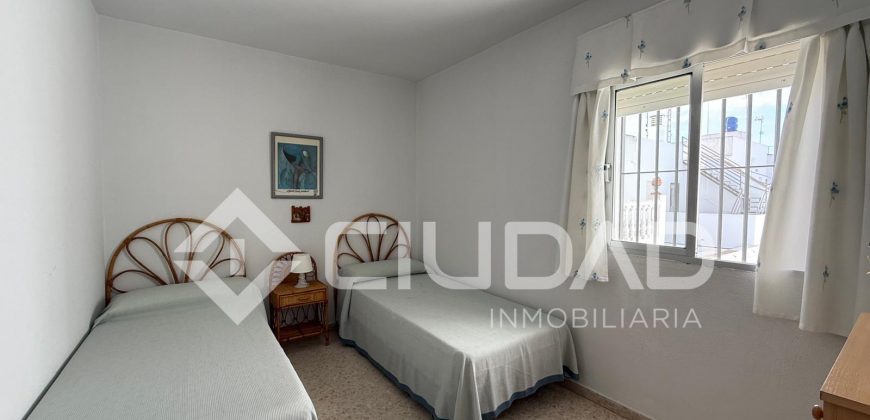 PISO ZONA CENTRO- CHIPIONA