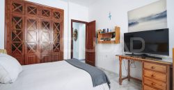 GRAN VIVIENDA CÉNTRICA DE DOS PLANTAS