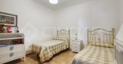 ¡Espectacular chalet independiente en Simón Verde!