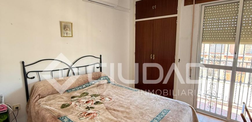 DÚPLEX EN ZONA SANTUARIO- CHIPIONA