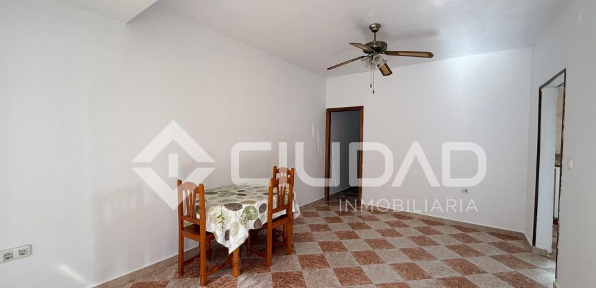 VIVIENDA INDEPENDIENTE ZONA AVENIDA DE ROTA- CHIPIONA