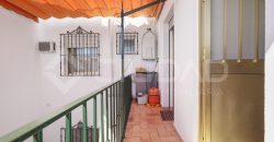 GRAN VIVIENDA CÉNTRICA DE DOS PLANTAS