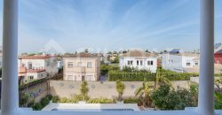 ¡Espectacular chalet independiente en Simón Verde!