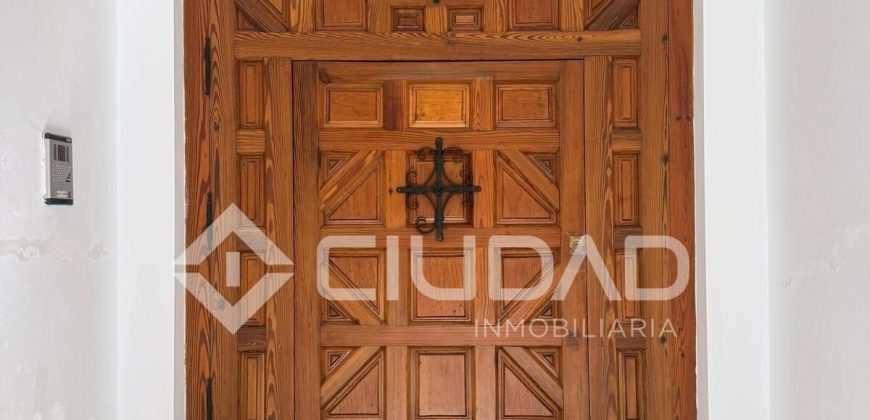 CHALET- PUERTO REAL (CÁDIZ)