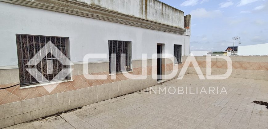 Vivienda en bruto con cochera – Zona Colegio Antonio Gala
