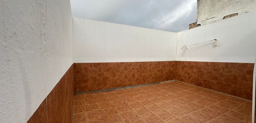 CASA EN PLANTA BAJA EN FUENTES DE ANDALUCÍA