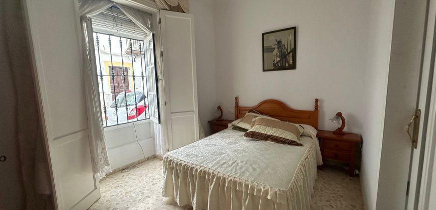 CASA DE DOS PLANTAS EN FUENTES DE ANDALUCÍA