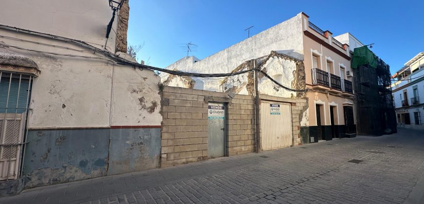 SOLAR URBANO EN CALLE MÉNDEZ.