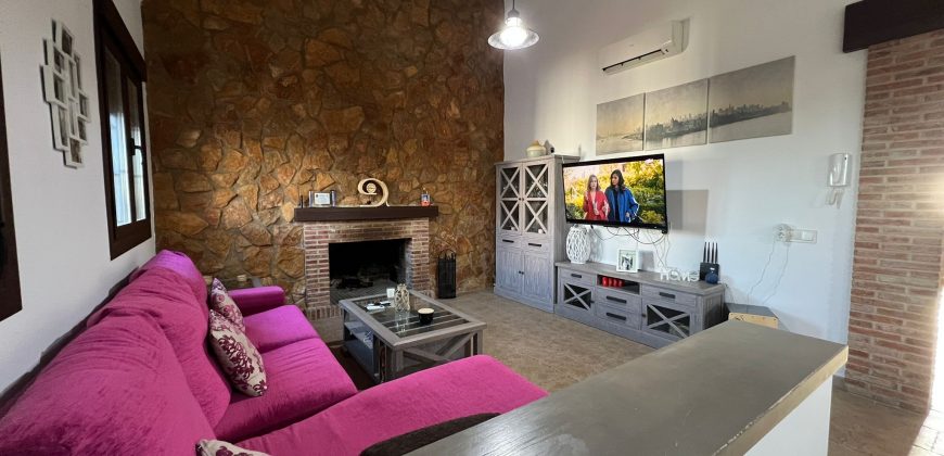 CAMPO CON PISCINA EN EL PEROTONAR