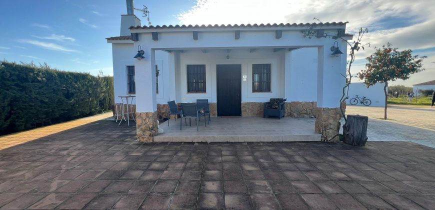 CAMPO CON PISCINA EN EL PEROTONAR