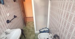 Amplia Propiedad con Opción de Local Comercial y Cochera en calle Capitán Cala!