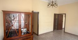 Amplia Propiedad con Opción de Local Comercial y Cochera en calle Capitán Cala!