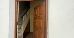 Amplia Propiedad con Opción de Local Comercial y Cochera en calle Capitán Cala!