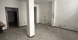 Amplia Propiedad con Opción de Local Comercial y Cochera en calle Capitán Cala!