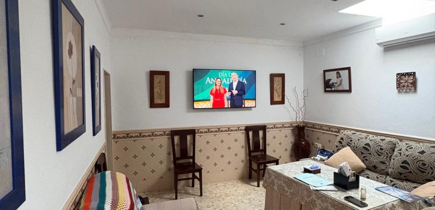 GRAN CASA EN LA LANTEJUELA