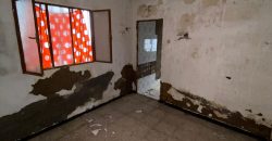 Casa a Reformar con Amplios Espacios y Patios Interiores!