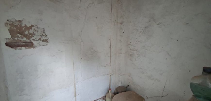 Oportunidad de casa para reformar en Calle Cruz Verde!