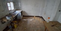 Oportunidad de casa para reformar en Calle Cruz Verde!