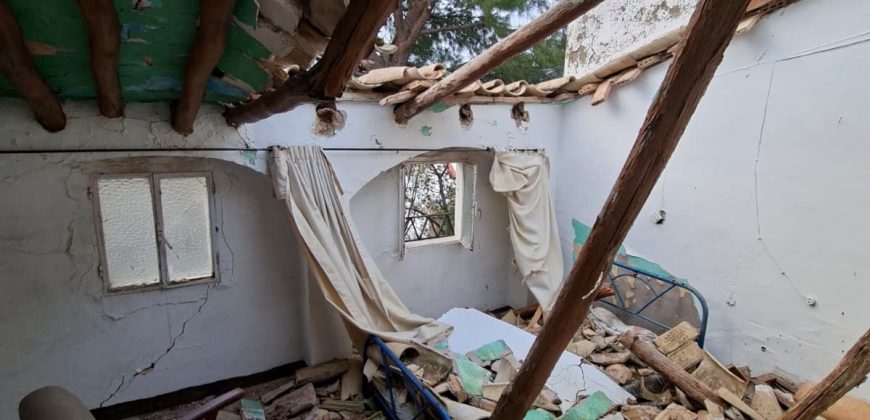 Oportunidad de casa para reformar en Calle Cruz Verde!