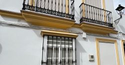 CASA DE DOS PLANTAS EN FUENTES DE ANDALUCÍA