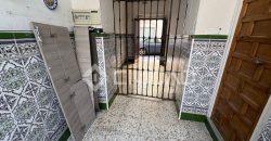 Casa de pueblo a reformar muy cerca del centro