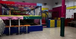 Amplia Nave Comercial Ideal para Actividades de Ocio y Restauración en Calle Taranta!