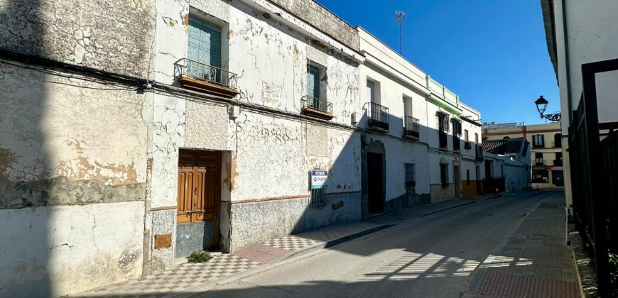 CASA PARA DERRIBO EN ZONA CÉNTRICA