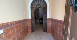 Amplia Propiedad con Cochera y Terrazas en Zona El pantano calle Juan Sebastián Elcano!