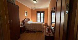 Amplia Propiedad con Cochera y Terrazas en Zona El pantano calle Juan Sebastián Elcano!