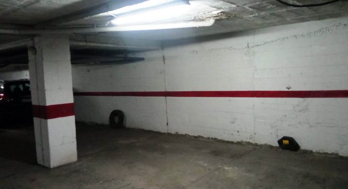 Plaza de garaje – Castilleja de la Cuesta