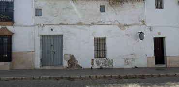 ¡¡Gran Oportunidad: Casa de 296 m² con patio, cochera y salida a dos calles!!