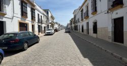 ¡¡Gran Oportunidad: Casa de 296 m² con patio, cochera y salida a dos calles!!