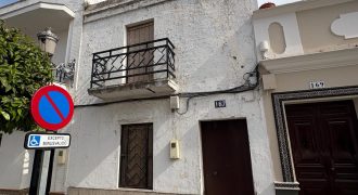 CASA DE PUEBLO PARA REFORMAR EN MAIRENA DEL ALCOR