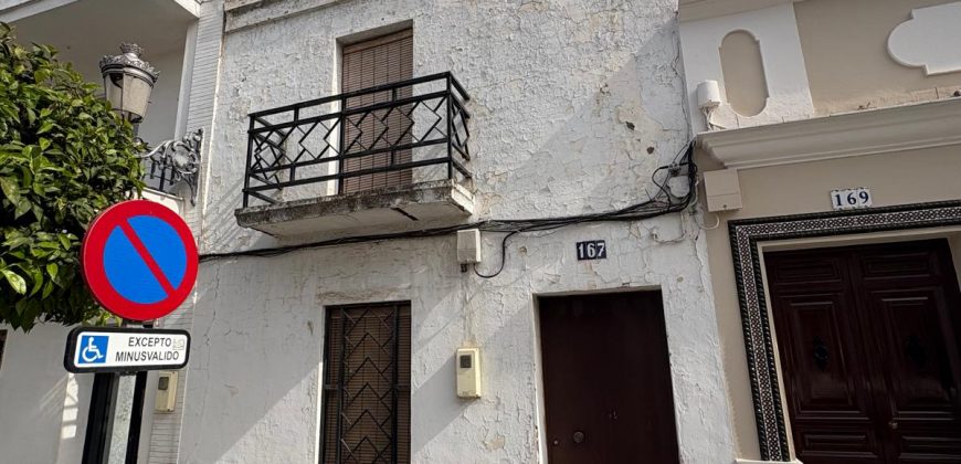 CASA DE PUEBLO PARA REFORMAR EN MAIRENA DEL ALCOR