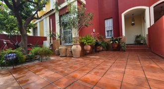 Casa adosada – Castilleja de la Cuesta
