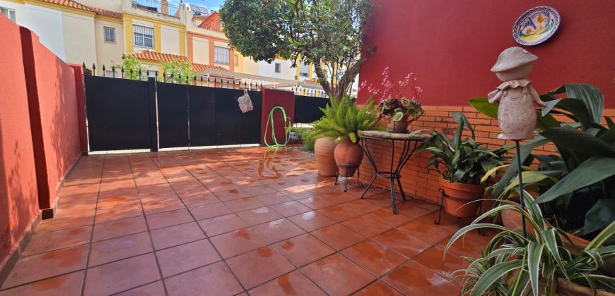 Casa adosada – Castilleja de la Cuesta