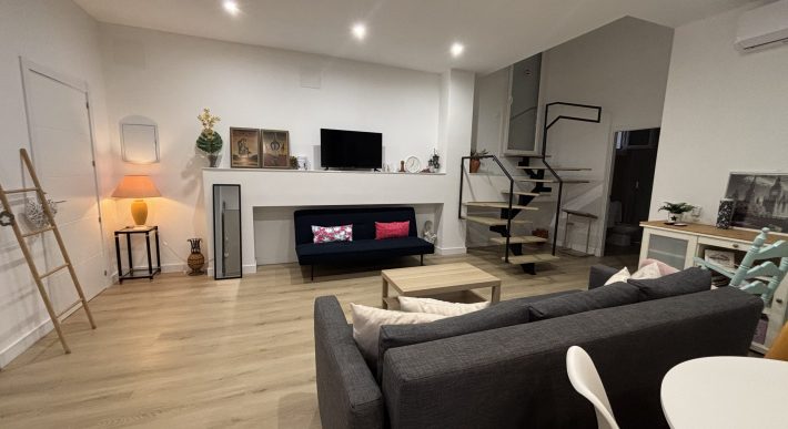 DÚPLEX EN VENTA EN PLENO CORAZÓN DE CAMAS