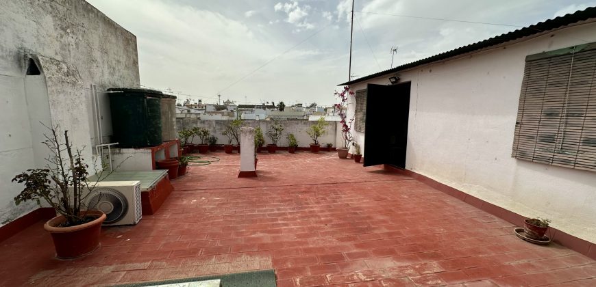 PISO INDEPENDIENTE CERCA DEL CENTRO