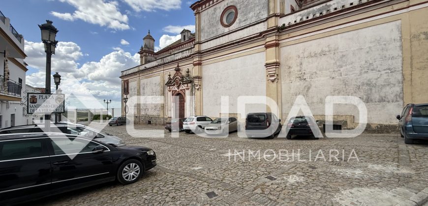 Casa con gran amplitud – Zona del Castillo