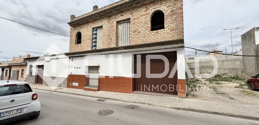 Vivienda en bruto con cochera – Zona Colegio Antonio Gala