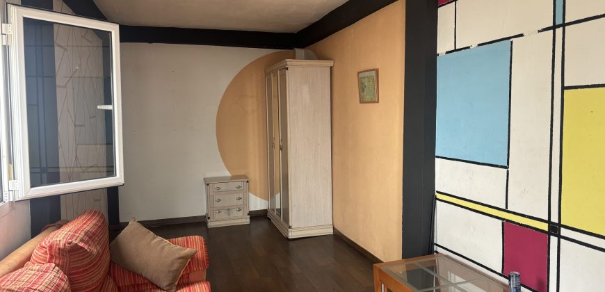 SE VENDE ESPECTACULAR CHALET ADOSADO EN PLENO CORAZÓN DE CAMAS