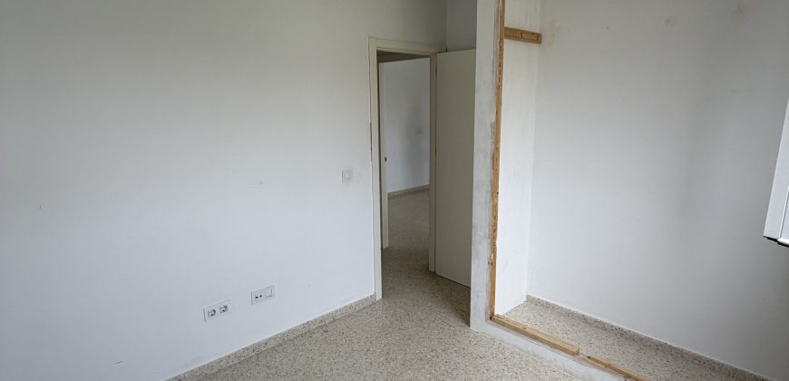 PISO DE TRES HABITACIONES