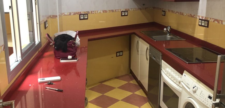 SE VENDE ESPECTACULAR CASA EN PLENO CORAZÓN DE CAMAS